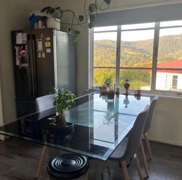 Private Double Room Shared Bathroom in Warrane